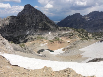 Hiking down into Paintbrush Canyon.