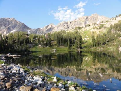 Definitely the warmest morning of the trip. The sun is bright, and the colors are eye-popping.