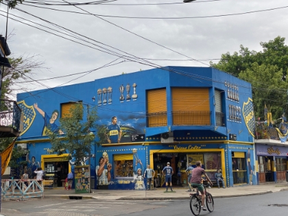 Then we drove on to La Boca, definitely my favorite area of Buenos Aires.