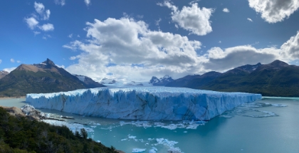 A panoramic view showing both the Southern and Eastern faces of the glacier.