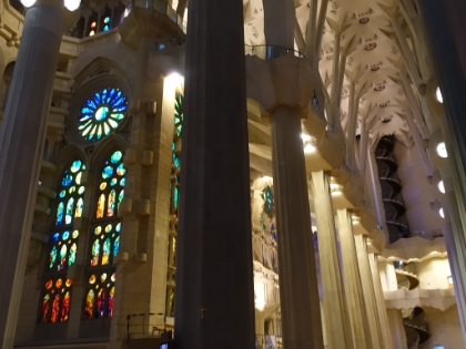 Inside the Basilica. Amazing, but very, very different from Santa Maria de Montserrat.