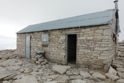 The famous cabin on the summit. I had successfully completed my makeshift 24hr challenge! I was at the lowest point in the US yesterday at around 12:30pm and then at the highest point (outside Alaska) at 11:40am today.