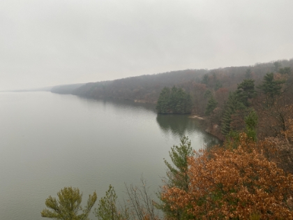 The view down the Illinois River from the Lover's Leap Overlook.