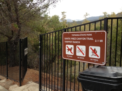 Trailhead in the Palisades Highlands. No dogs and no bikes, I wish all trails were that way!